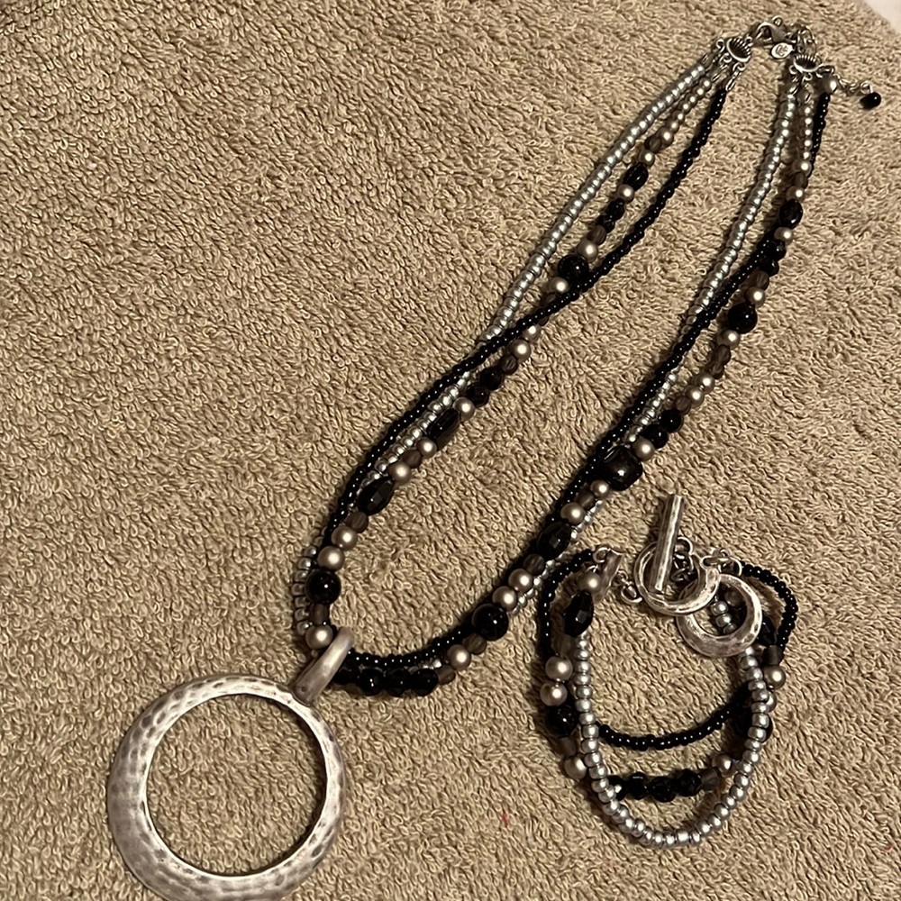 Premier Necklace and bracelet set